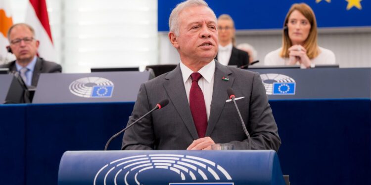 Rey Abdullah II de Jordania: “Una versión vergonzosa de la humanidad se está desarrollando en Gaza”