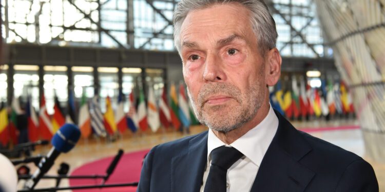 Países Bajos celebrará elecciones anticipadas el 29 de octubre tras el colapso del gobierno de coalición