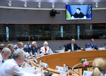 Hungría y Eslovaquia entorpecen el apoyo del bloque a Ucrania en la Cumbre Europea