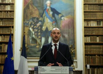 Francia reafirma su compromiso con el reconocimiento del Estado palestino, pero descarta actuar en solitario