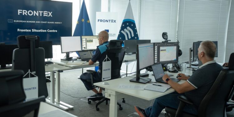 Las entradas irregulares a la UE caen un 20 % en la primera mitad de 2025