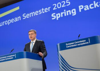 La Comisión pide reforzar competencias digitales, corregir déficits y aumentar inversión en defensa con la cláusula de escape fiscal