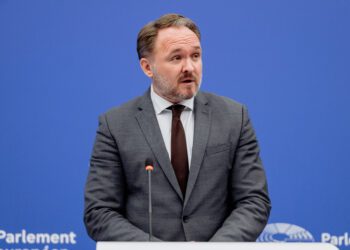 Bruselas propone prohibir nuevos contratos de gas ruso desde enero de 2026 y eliminar todas las importaciones antes de finales de 2027