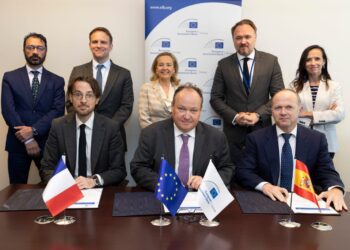 El BEI impulsa con 1.600 millones la interconexión eléctrica submarina entre España y Francia por el Golfo de Vizcaya