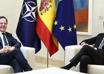 Sánchez propone a Rutte que la Cumbre de la OTAN “excluya” expresamente a España del compromiso del 5%