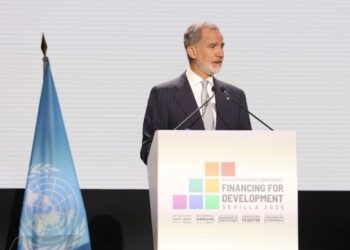 El Rey advierte en Sevilla de que “la nueva geopolítica no debe desembocar en una enmienda a la totalidad al derecho y la solidaridad”