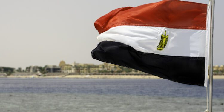 La Eurocámara aprueba un paquete de 4.000 millones de euros en préstamos de ayuda financiera para Egipto