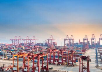 La zona euro cierra abril con un superávit de 9.900 millones de euros en el comercio de bienes