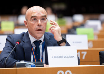 Jorge Buxadé: “La inmigración masiva y descontrolada es, sin duda, el principal problema social de Europa”