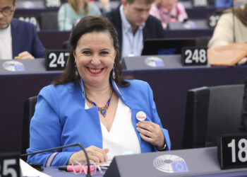 Ana Miranda: «Hay una Europa que rearma y otra, la que defendemos, centrada en la justicia social»