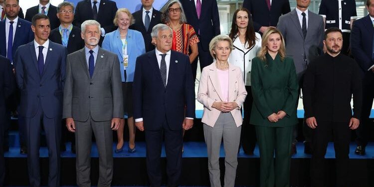 Sánchez anuncia la creación de una Oficina para la Reconstrucción de Ucrania en Madrid