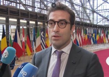 Cuerpo advierte de que la UE debe “intensificar los esfuerzos” para llegar a un acuerdo arancelario con EEUU