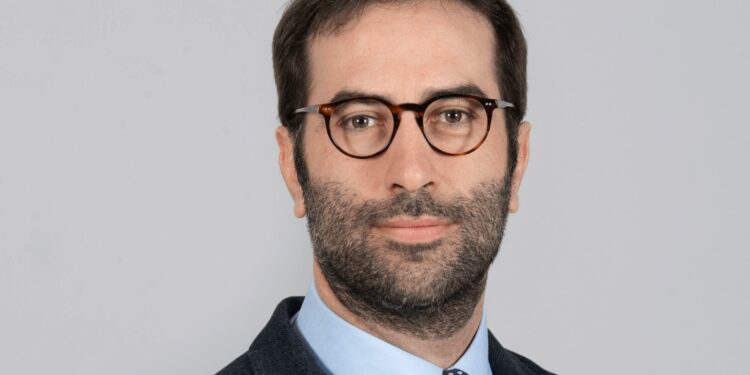 El Gobierno intentará aprobar en seis meses la equiparación fiscal entre diésel y gasolina para desbloquear 460 millones de euros de fondos europeos