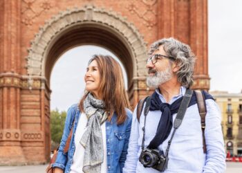 La Comisión propone un ajuste de la tasa de autorización de viaje en el marco del Sistema Europeo de Información y Autorización de Viajes