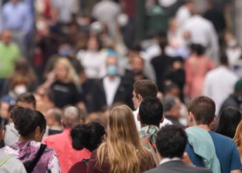 La población de la UE aumenta por cuarto año consecutivo hasta superar lo 450 millones de habitantes