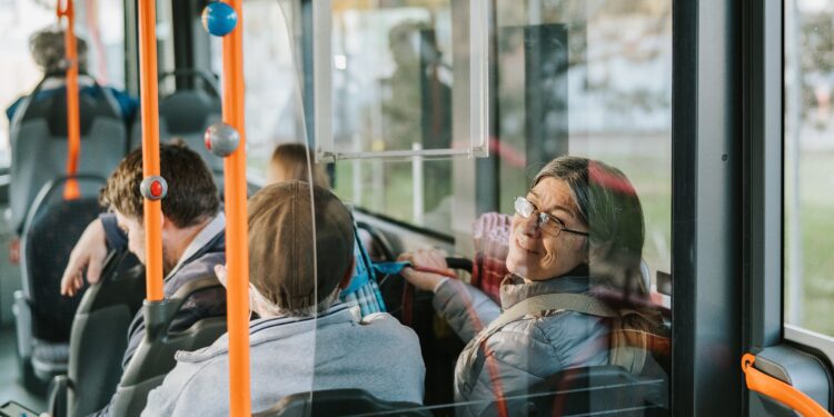 La UE invierte 2.800 millones de euros en 94 proyectos de transporte para impulsar la movilidad sostenible