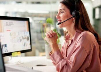 La producción de servicios cae un 0,3% tanto en la eurozona como en la UE