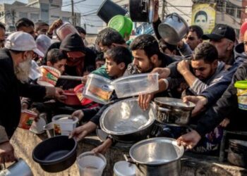 Más de veinte países reclaman a Israel «detener la hambruna» en Gaza