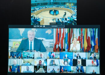 La UE aboga por mantener la unidad con EE.UU. antes del encuentro Trump-Putin