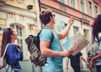 La UE, destino líder: acaparó el 25,9% de los ingresos mundiales por turismo internacional en 2023