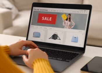 Un tercio de las empresas de la UE se anuncian en línea