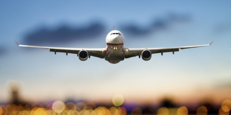 La Comisión toma medidas para actualizar las normas de los servicios aéreos