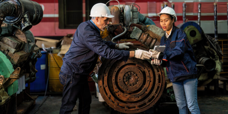 Los precios de producción industrial suben un 0,8% en la zona del euro y un 0,7% en la UE