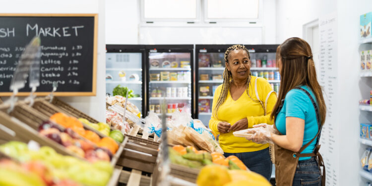 El volumen del comercio minorista aumenta un 0,3% tanto en la zona euro como en la UE