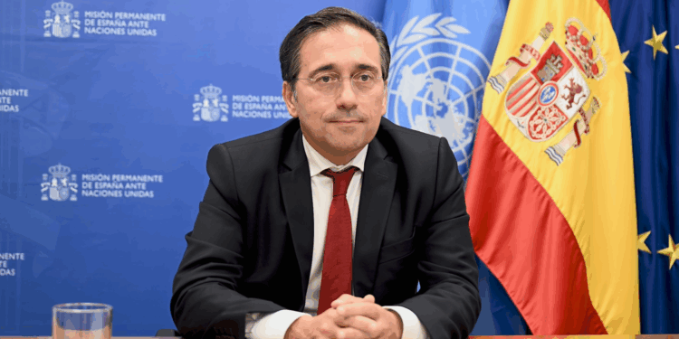 Entrevista exclusiva a José Manuel Albares: “Las incursiones rusas en la UE son provocaciones claras y violaciones flagrantes de la soberanía, y nuestra respuesta tiene que ser firme y unitaria”