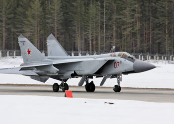 Tres cazas rusos violan el espacio aéreo de Estonia en una incursión “sin precedentes”