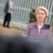 Von der Leyen concluye su gira por los Estados fronterizos con Rusia y Bielorrusia con un llamado a proteger las fronteras y aumentar la inversión en defensa