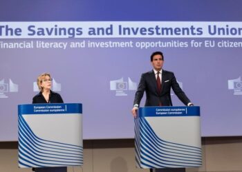 Bruselas impulsa la alfabetización financiera y las oportunidades de inversión para avanzar en la Unión de Ahorros e Inversiones