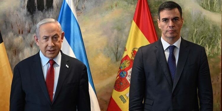 Exteriores responde a las “calumniosas” palabras de Netanyahu en las que acusa a Sánchez de “genocida”