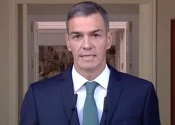 Sánchez anuncia nueve medidas para parar el “genocidio” e Israel le acusa de “antisemita y corrupto”