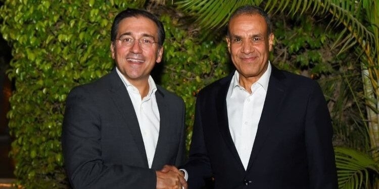 Albares confía, desde Egipto, en que Israel vuelva a ser “un socio para la paz, como en otras épocas”