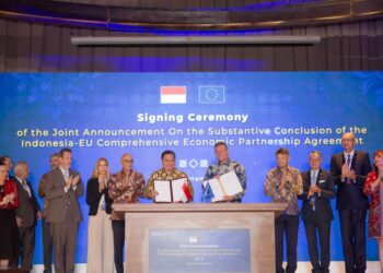 La UE e Indonesia alcanzan un acuerdo de libre comercio que elimina el 98% de los aranceles y fomenta la inversión en vehículos eléctricos