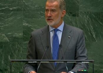 Felipe VI “exige” a Israel que “detenga ya la masacre”, que “repugna a la conciencia humana y avergüenza a la comunidad internacional”