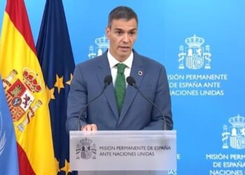 Sánchez anuncia el envío desde Cartagena de un buque militar para apoyar a la Flotilla