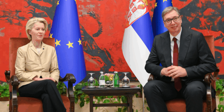 Von der Leyen insta a Serbia a «demostrar un compromiso claro tanto en palabras como en hechos» para avanzar en su proceso de integración a la UE