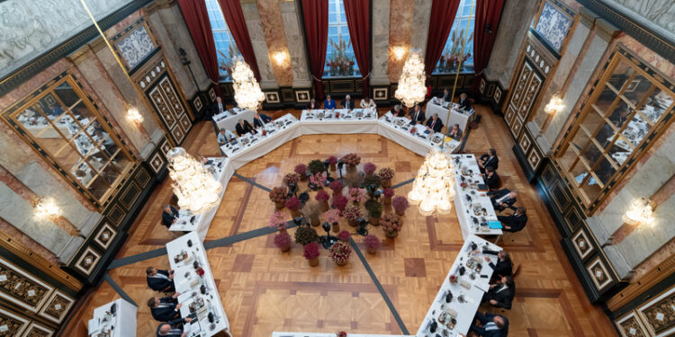 CONSEJO INFORMAL DE COPENHAGUE: EUROPA A LA DEFENSIVA