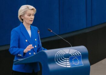Bruselas propone un «muro de drones» y «coaliciones de capacidades colectivas» para responder a la «guerra híbrida» de Moscú