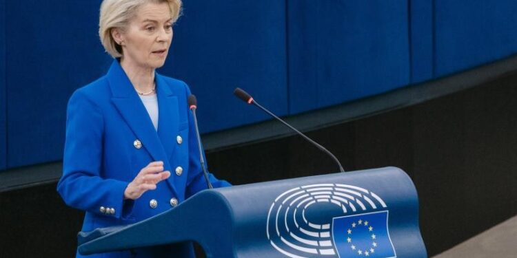 Bruselas propone un «muro de drones» y «coaliciones de capacidades colectivas» para responder a la «guerra híbrida» de Moscú