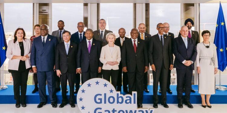 Von der Leyen anuncia el lanzamiento del «Centro de Inversiones Global Gateway» en su discurso de apertura del Foro Global Gateway