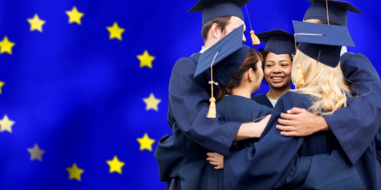 El 35 % de las regiones de la UE cumplieron el objetivo de educación superior