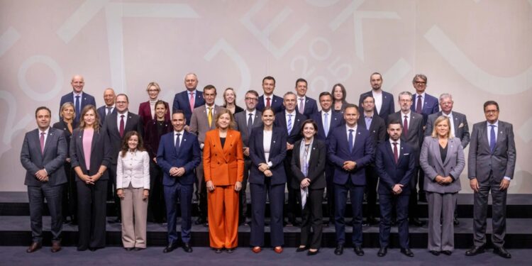 Los ministros de Telecomunicaciones adoptan una declaración instando a la UE a reforzar la protección de menores en línea