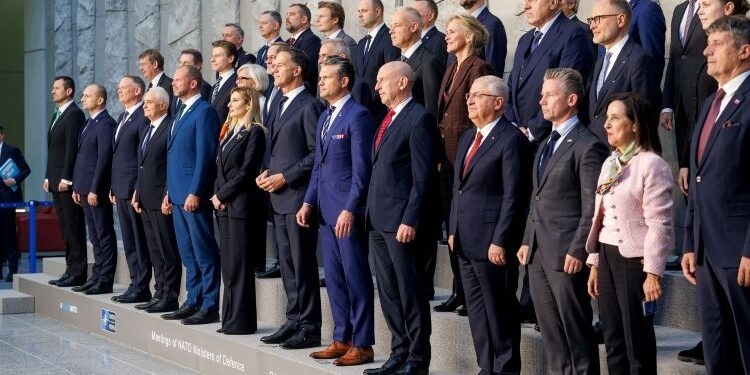 Robles: “El compromiso de España en 2025 es el 2%, pero lo que pase en 2035 no lo sabe nadie”