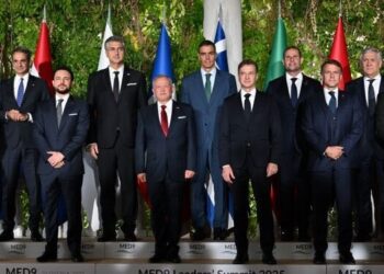 Sánchez insiste en incluir el clima en el gasto de defensa pese a las advertencias de Bruselas