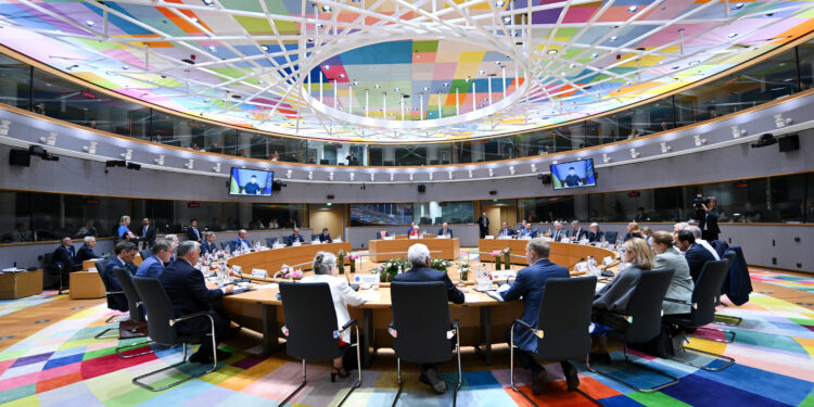Agenda: Cumbre Europea en Bruselas y pleno del Parlamento en Estrasburgo