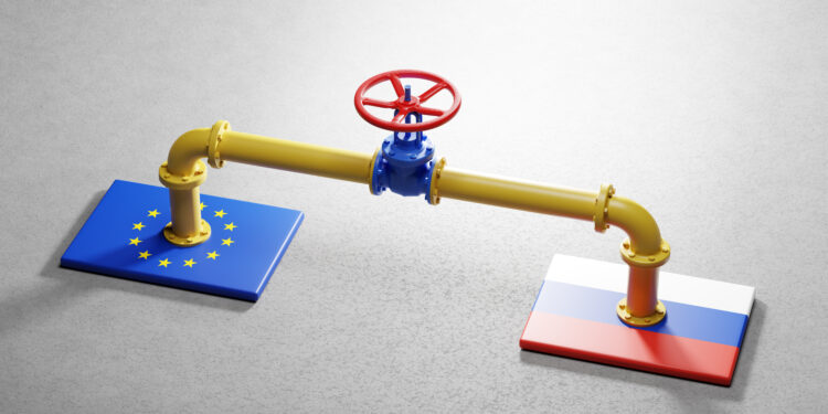 La UE aprueba su 19º paquete de sanciones contra Rusia y adelanta a 2027 el veto al gas natural licuado