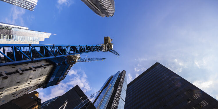 El 53,5 % de las exportaciones de servicios de la UE corresponde a grandes empresas